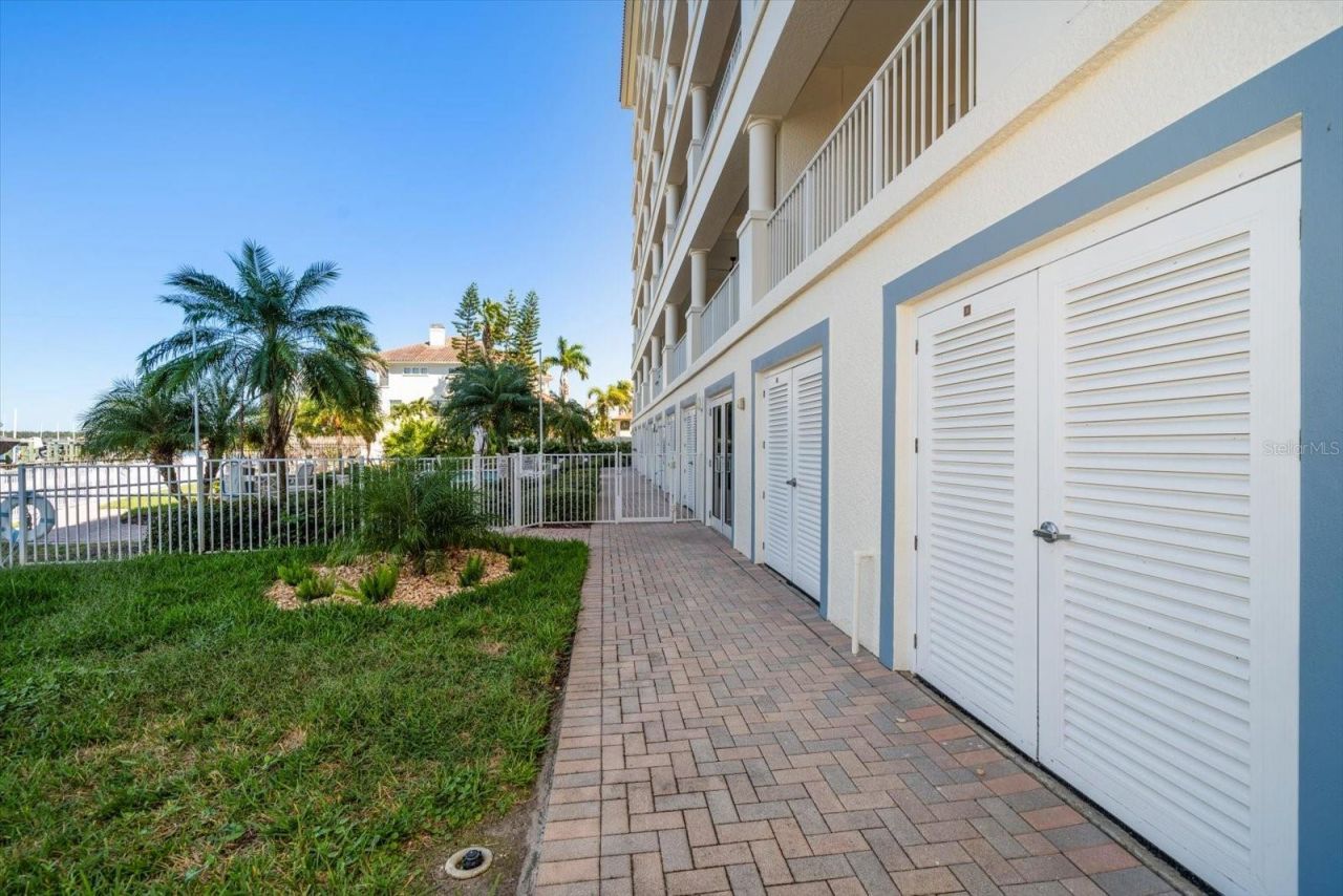 17745 Gulf Boulevard, Unit 702, Redington Shores, FL 33708 Photo
