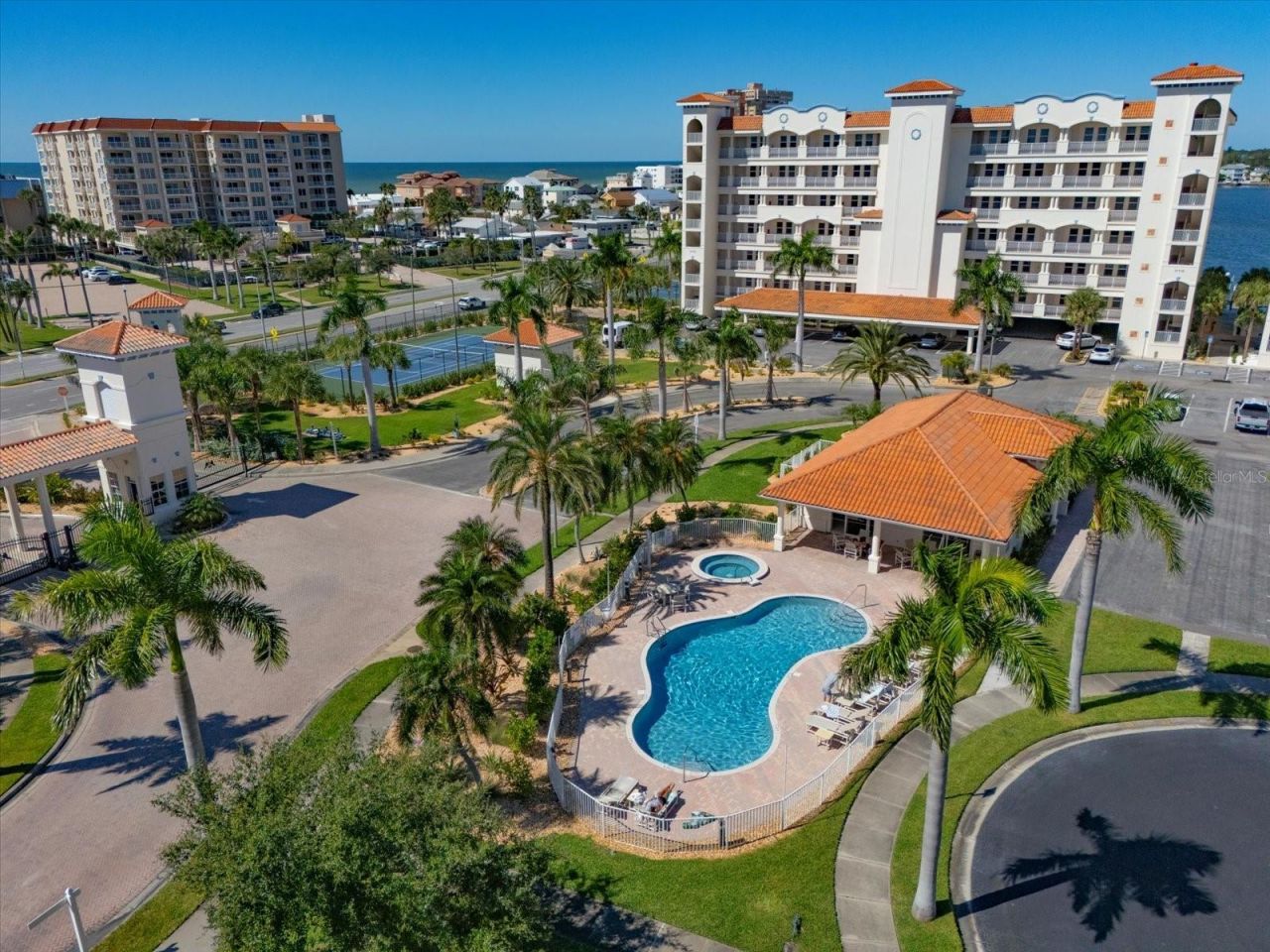 17745 Gulf Boulevard, Unit 702, Redington Shores, FL 33708 Photo