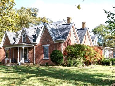 9717 Eminence Pike, Shelbyville, KY 40065