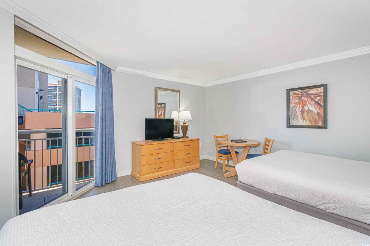 2201 S Ocean Blvd. Photo 4