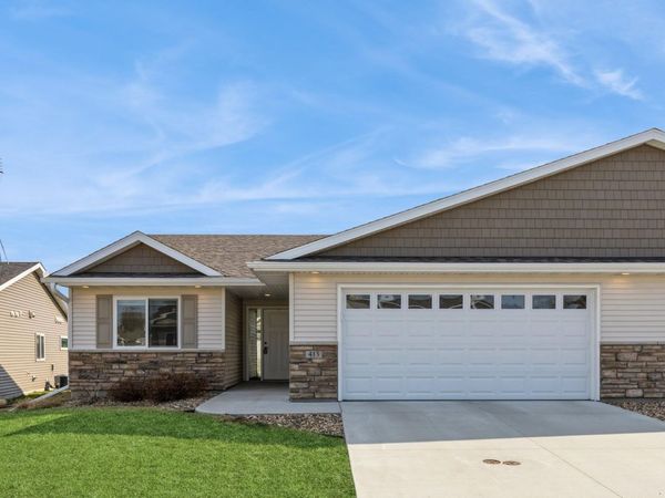 413 Fawn Run, Kenyon, MN 55946