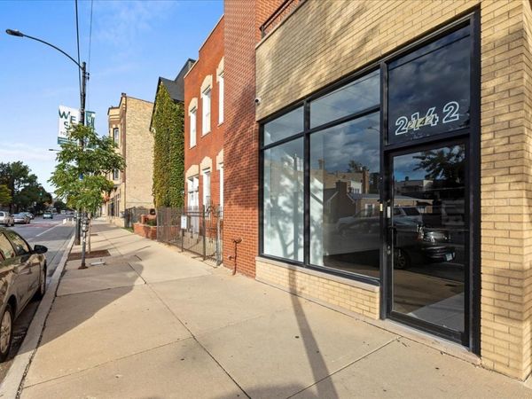 2142 W Chicago Avenue, Unit 1, Chicago, IL 60622