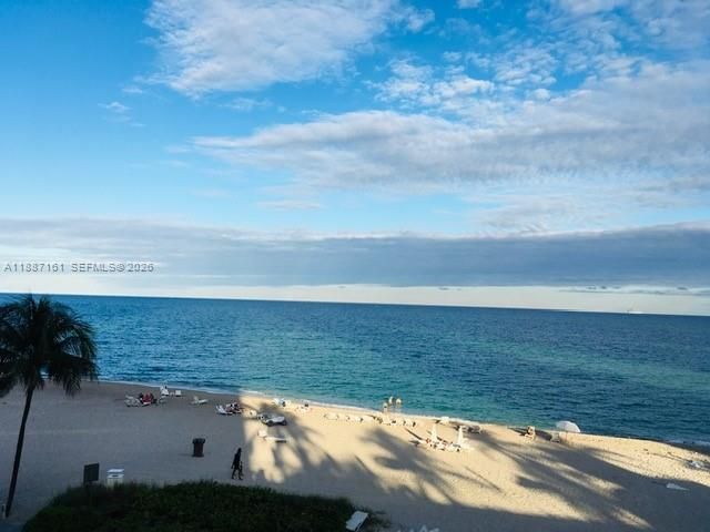 18001 E Collins Ave, Unit 2209, Sunny Isles Beach, FL 33160 Photo