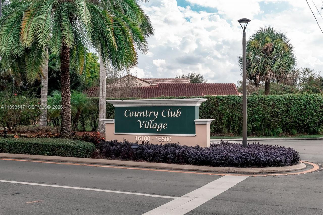 16200 Golf Club Rd, Unit 312, Weston, FL 33326 Photo