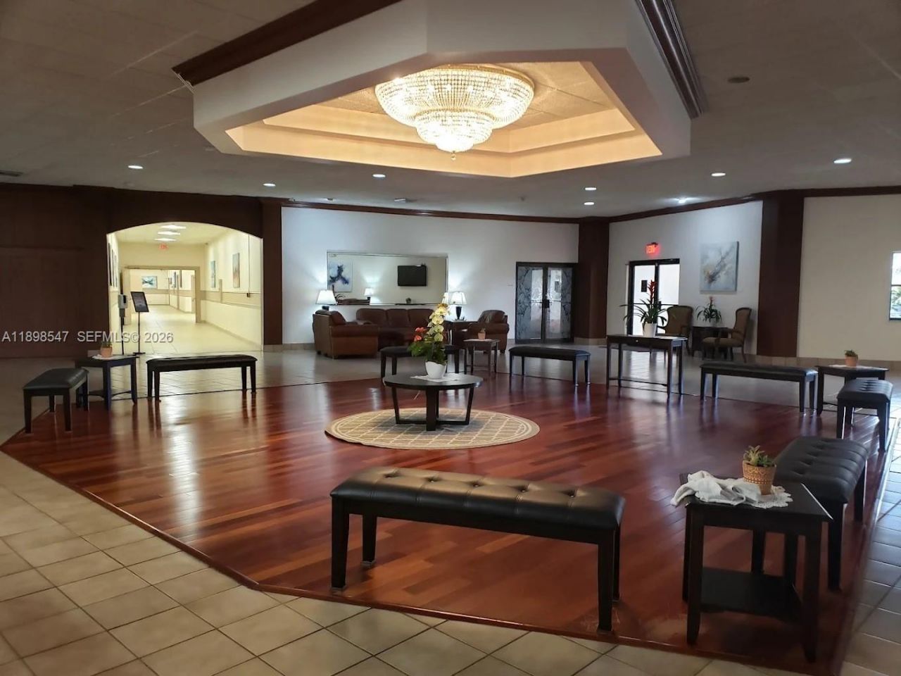 16200 Golf Club Rd, Unit 312, Weston, FL 33326 Photo