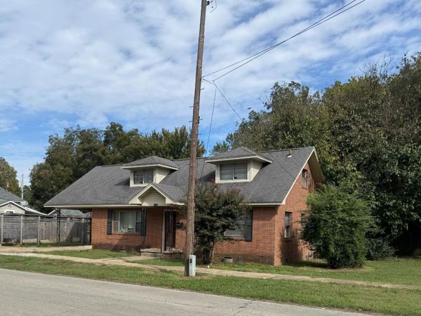 814 Vine Street, Jonesboro, AR 72401