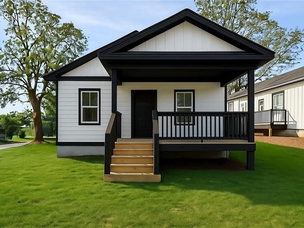 1013 Armstrong Avenue, Kansas City, KS 66102