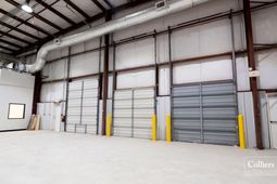 415 Jessen Lane photo 4