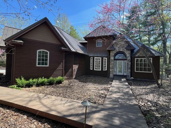 5650 Lily Lane, Sawyer, MI 49125