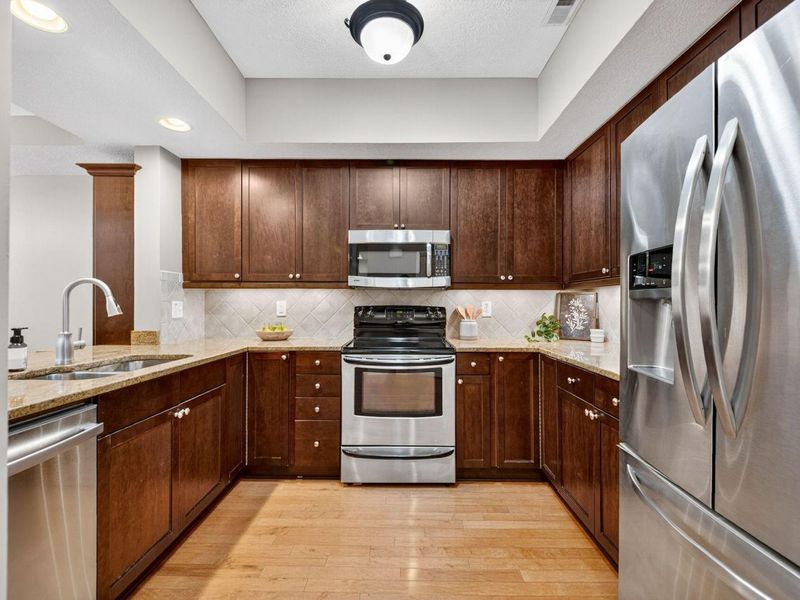 302 Zander Lane, Columbus, OH 43230 Photo 13