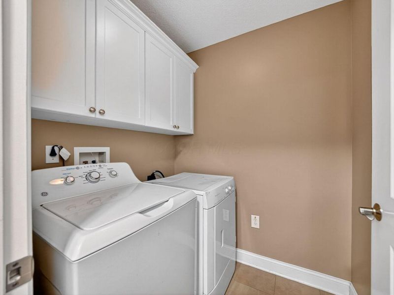 302 Zander Lane, Columbus, OH 43230 Photo 16