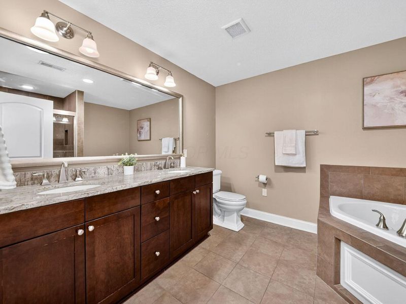 302 Zander Lane, Columbus, OH 43230 Photo 20