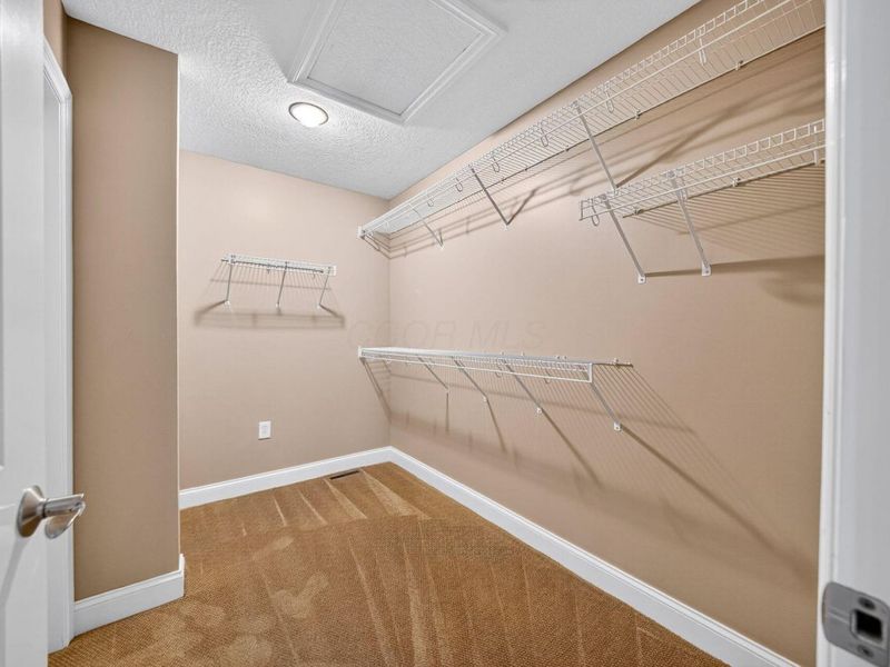 302 Zander Lane, Columbus, OH 43230 Photo 25