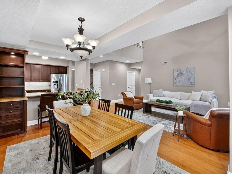 302 Zander Lane, Columbus, OH 43230 Photo 6