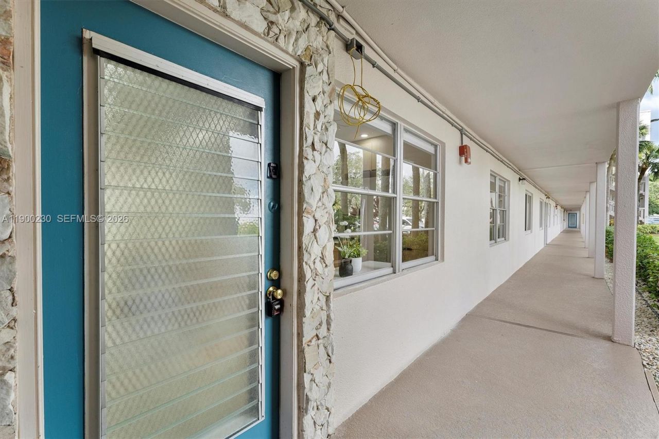 2004 Granada Dr, Unit H1, Coconut Creek, FL 33066 Photo