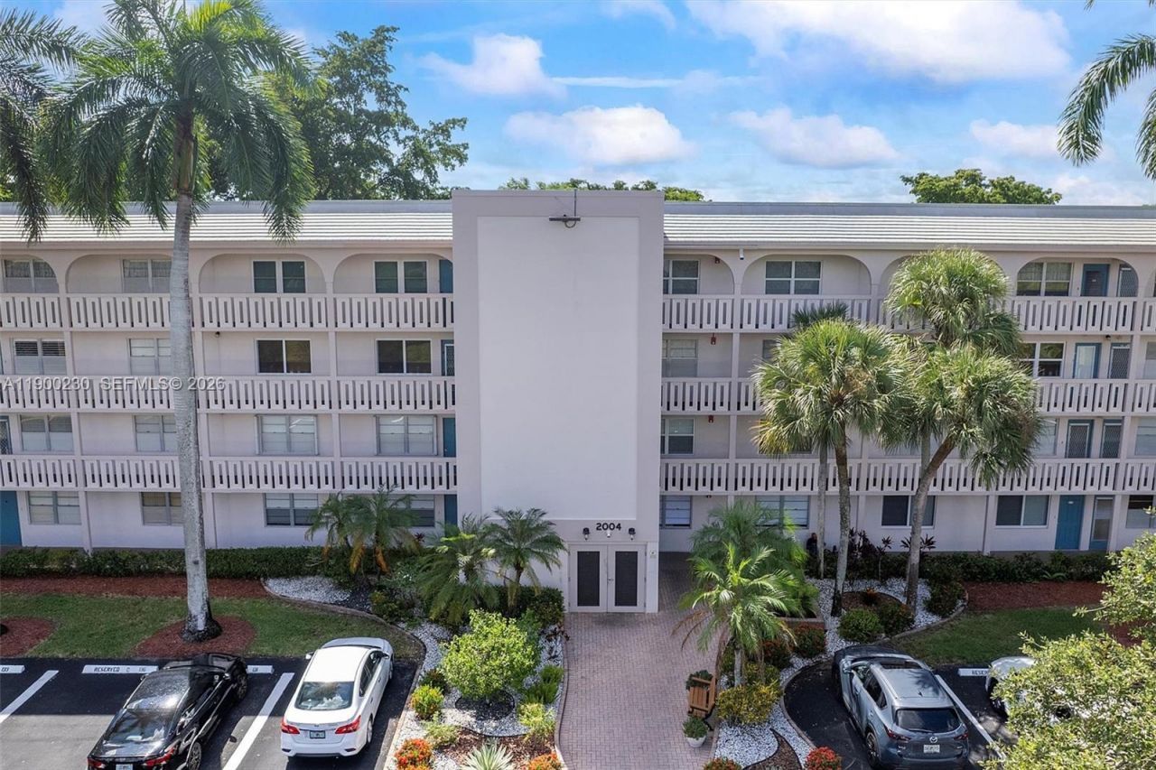 2004 Granada Dr, Unit H1, Coconut Creek, FL 33066 Photo