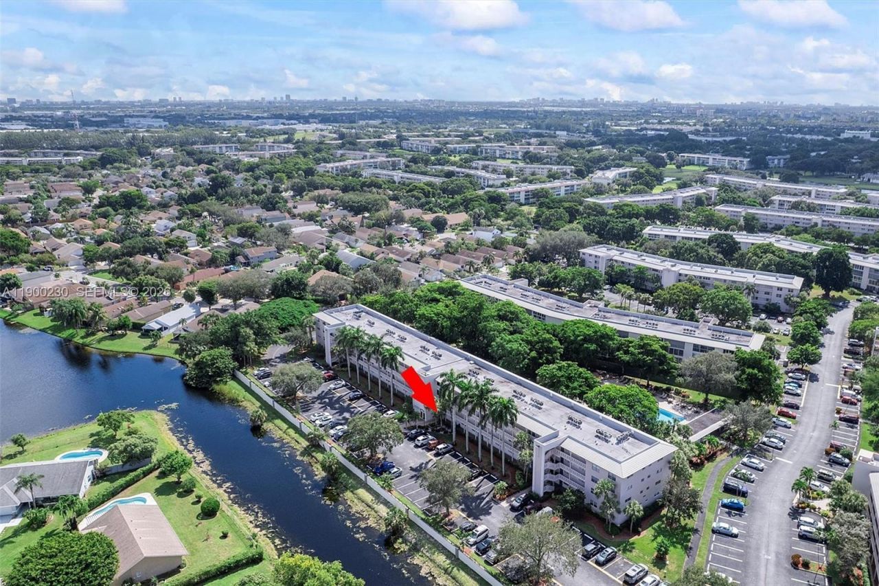 2004 Granada Dr, Unit H1, Coconut Creek, FL 33066 Photo