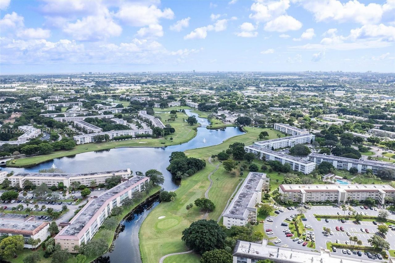 2004 Granada Dr, Unit H1, Coconut Creek, FL 33066 Photo