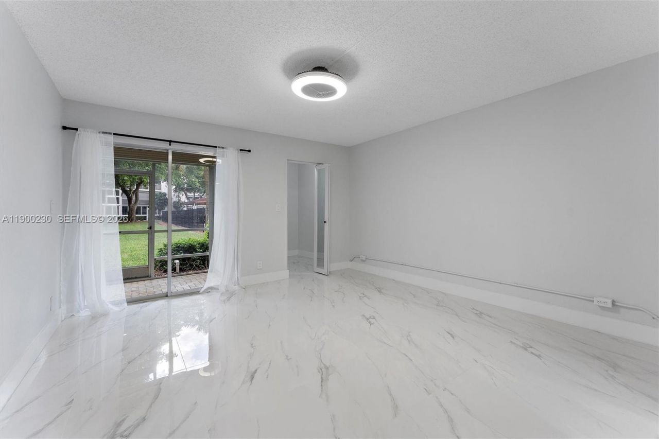 2004 Granada Dr, Unit H1, Coconut Creek, FL 33066 Photo