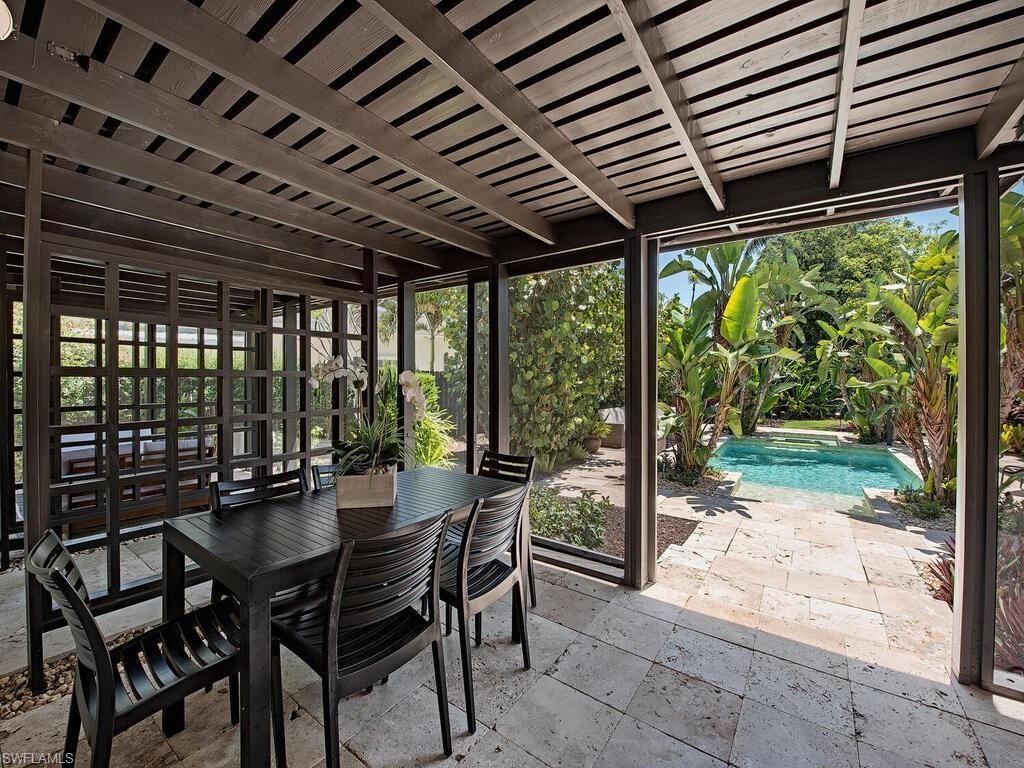 1200 9th Ave N, Naples, FL 34102 Photo