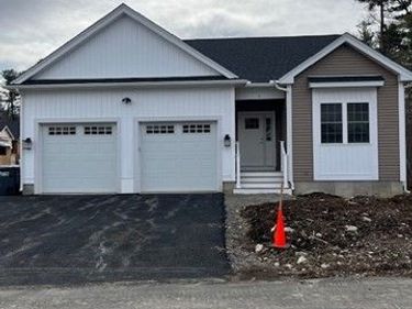 287 Laurel St, West Boylston, MA 01583