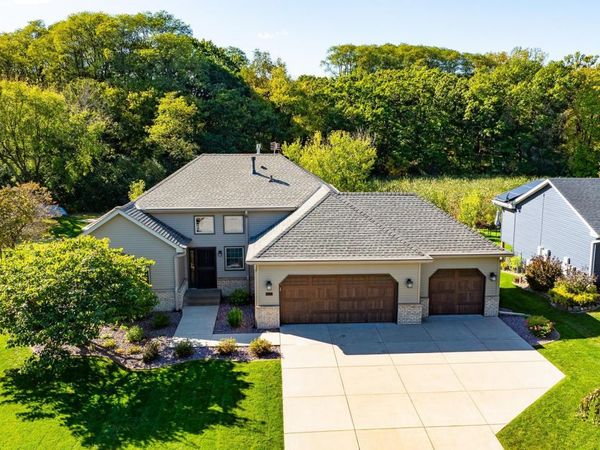 1603 Mary Street N, Maplewood, MN 55119