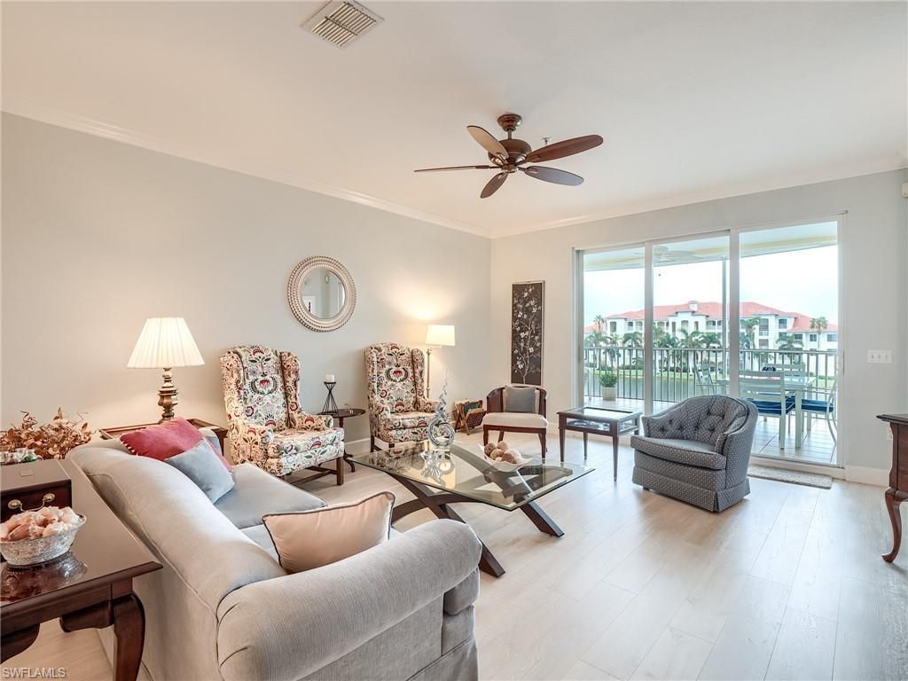 20011 Sanibel View Cir, Unit 203, Fort Myers, FL 33908 Photo