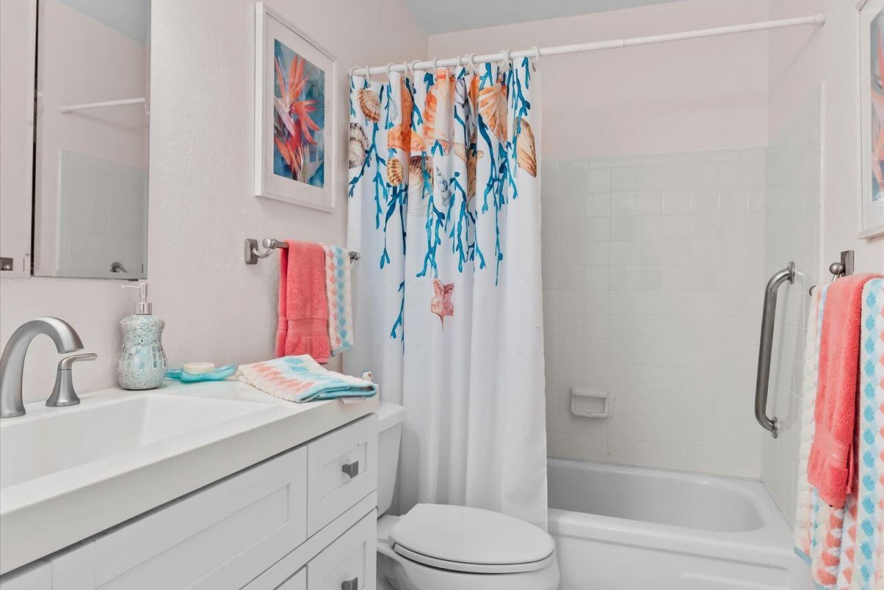 2929 SE Ocean Boulevard, Unit 130-9, Stuart, FL 34996 Photo
