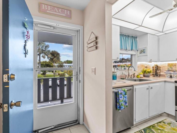 2929 SE Ocean Boulevard, Unit 130-9, Stuart, FL 34996