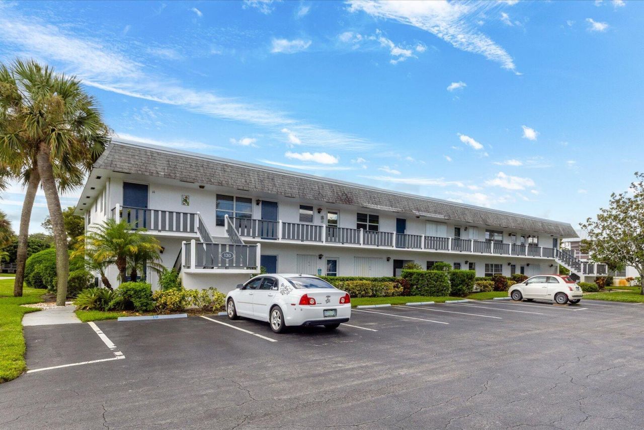 2929 SE Ocean Boulevard, Unit 130-9, Stuart, FL 34996 Photo