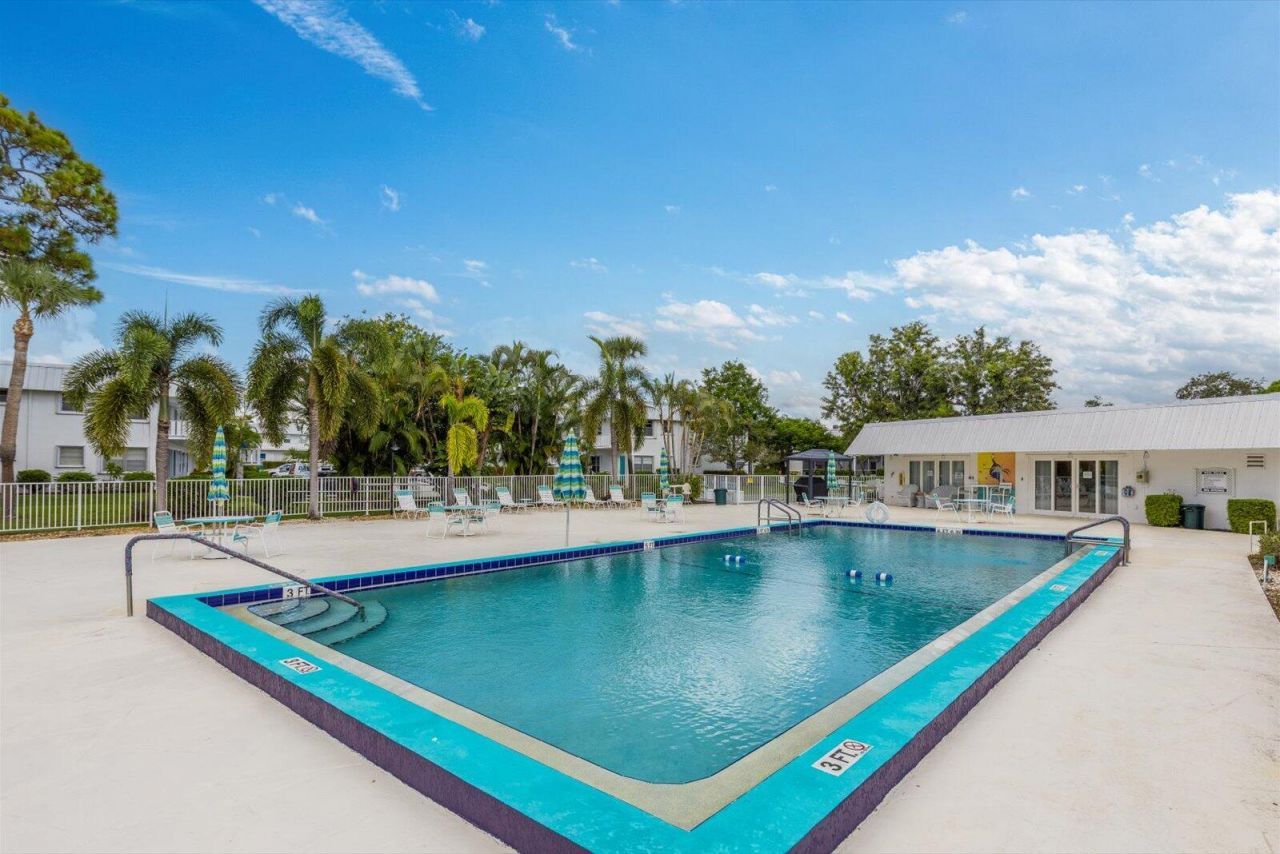 2929 SE Ocean Boulevard, Unit 130-9, Stuart, FL 34996 Photo