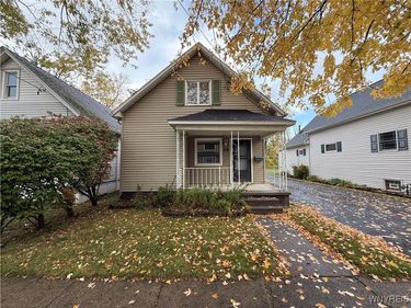 28 Glenwood Avenue, Buffalo, NY 14150