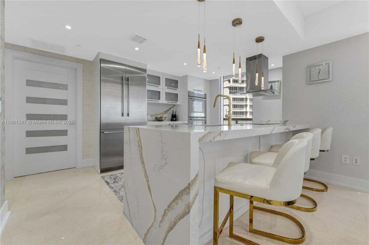 495 Brickell Ave, Unit 3802, Miami, FL 33131 Photo