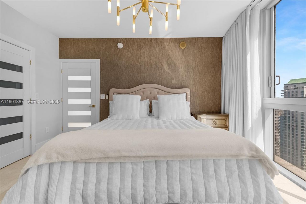 495 Brickell Ave, Unit 3802, Miami, FL 33131 Photo