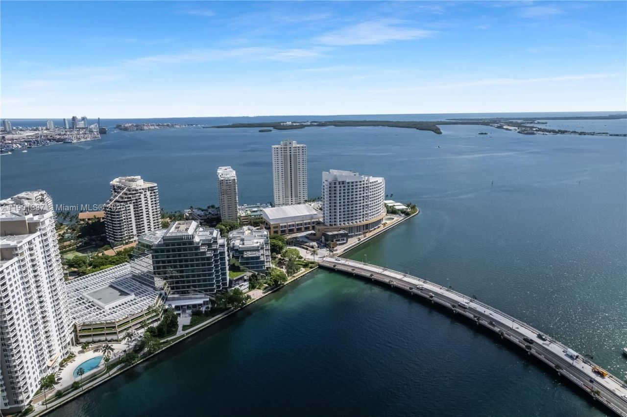 495 Brickell Ave, Unit 3802, Miami, FL 33131 Photo