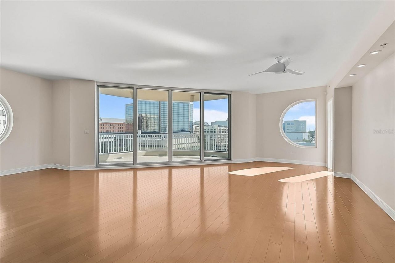 1771 Ringling Boulevard, Unit 704, Sarasota, FL 34236 Photo