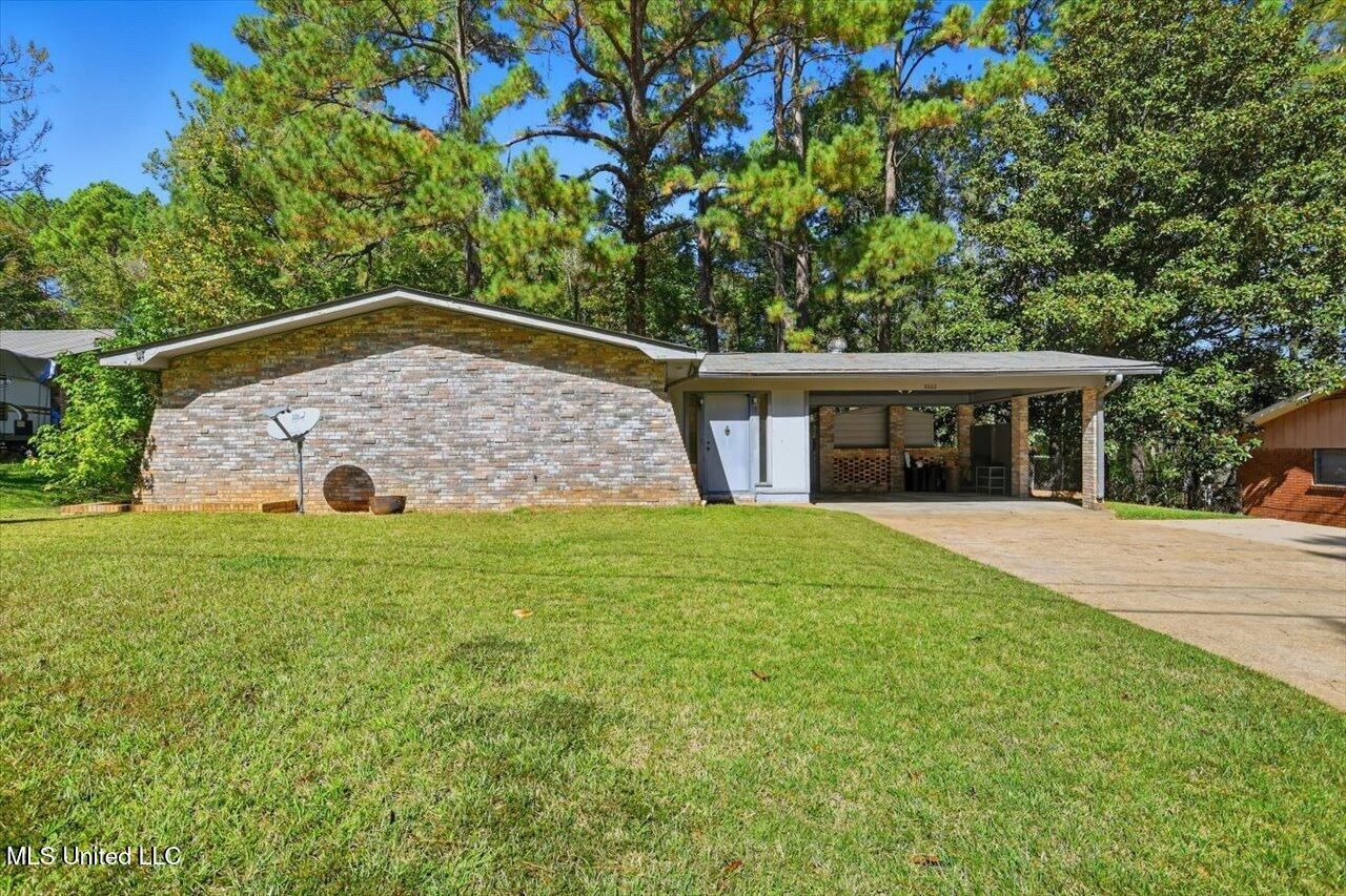 2372 Upper Drive, Pearl, MS 39208 Main Photo