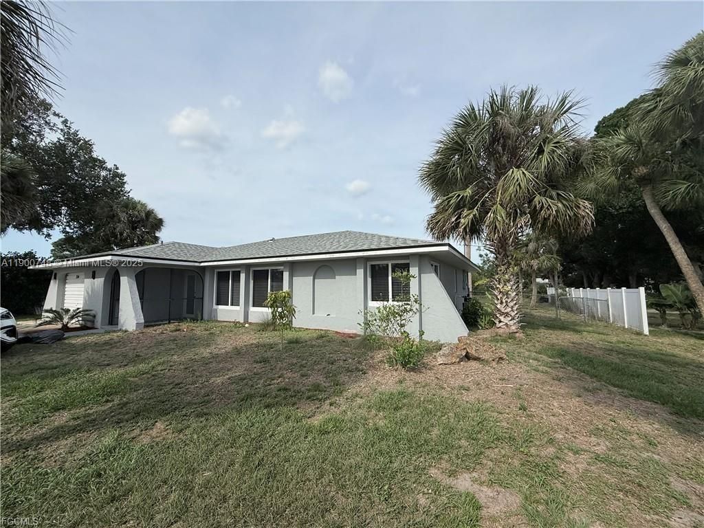 304 N Ave, Lehigh Acres, FL 33936 Photo