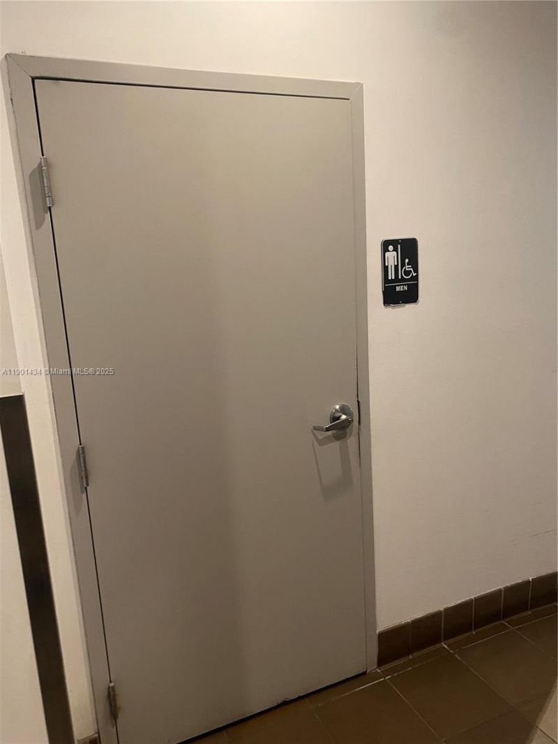 142 Giralda Avenue, Coral Gables, FL 33134 Photo