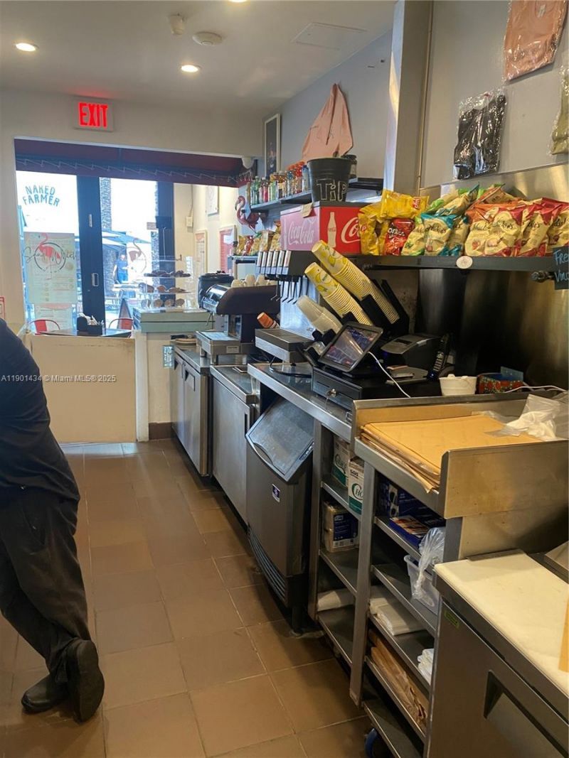 142 Giralda Avenue, Coral Gables, FL 33134 Photo