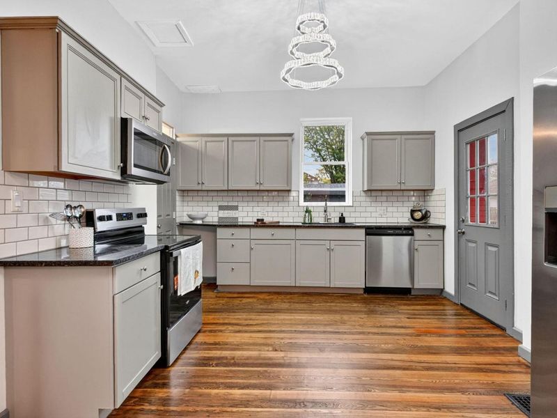 294 N 20th Street, Columbus, OH 43203 Photo 11