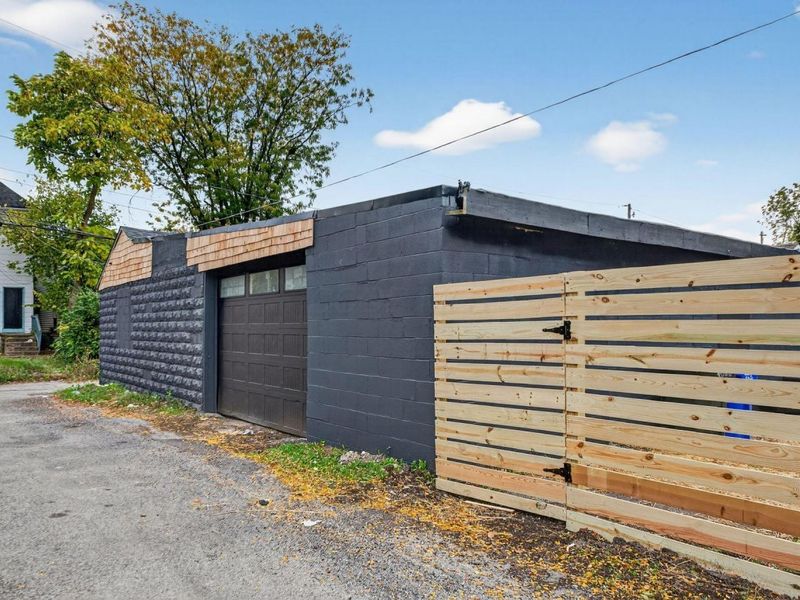 294 N 20th Street, Columbus, OH 43203 Photo 4