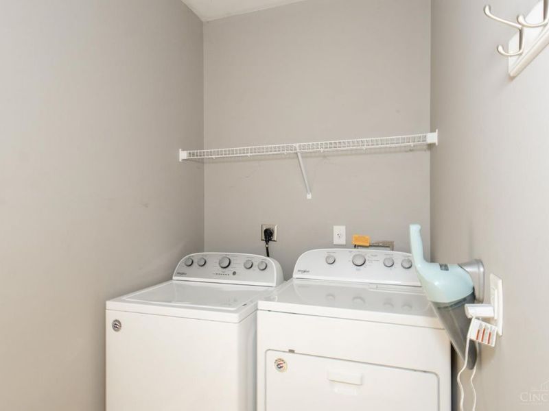 1238 Elsinore Avenue, Cincinnati, OH 45202 Photo 6
