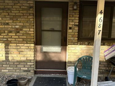 4687 Monroe Street NE, Hilltop, MN 55421