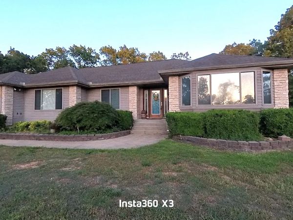 7584 Private Road 2453, West Plains, MO 65775