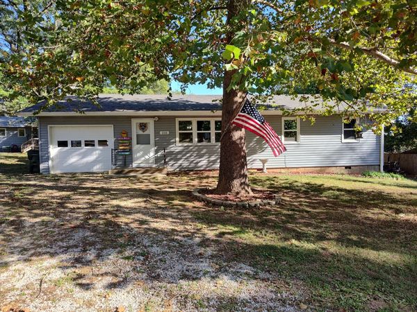 608 N Terrace Lane, Stockton, MO 65785