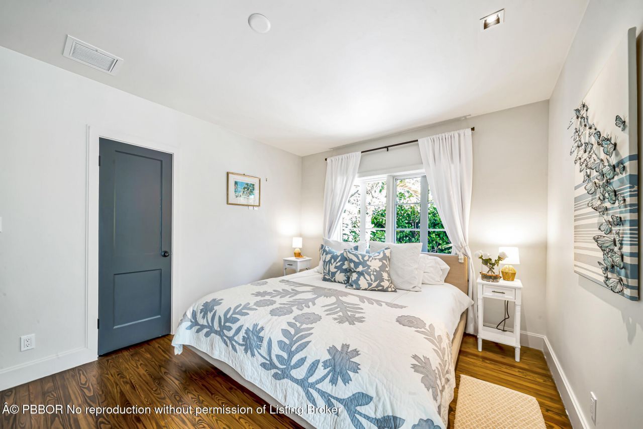 300 Barcelona Road, West Palm Beach, FL 33401 Photo