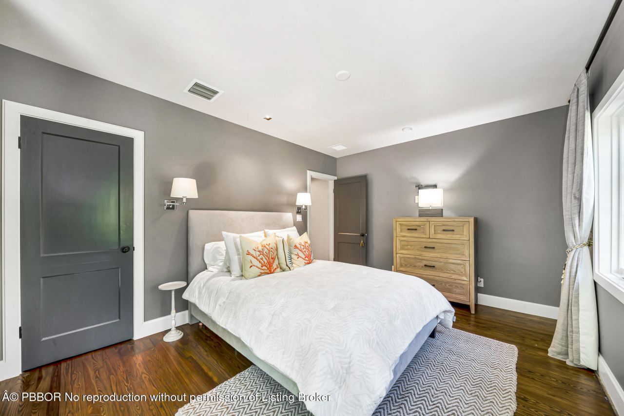 300 Barcelona Road, West Palm Beach, FL 33401 Photo