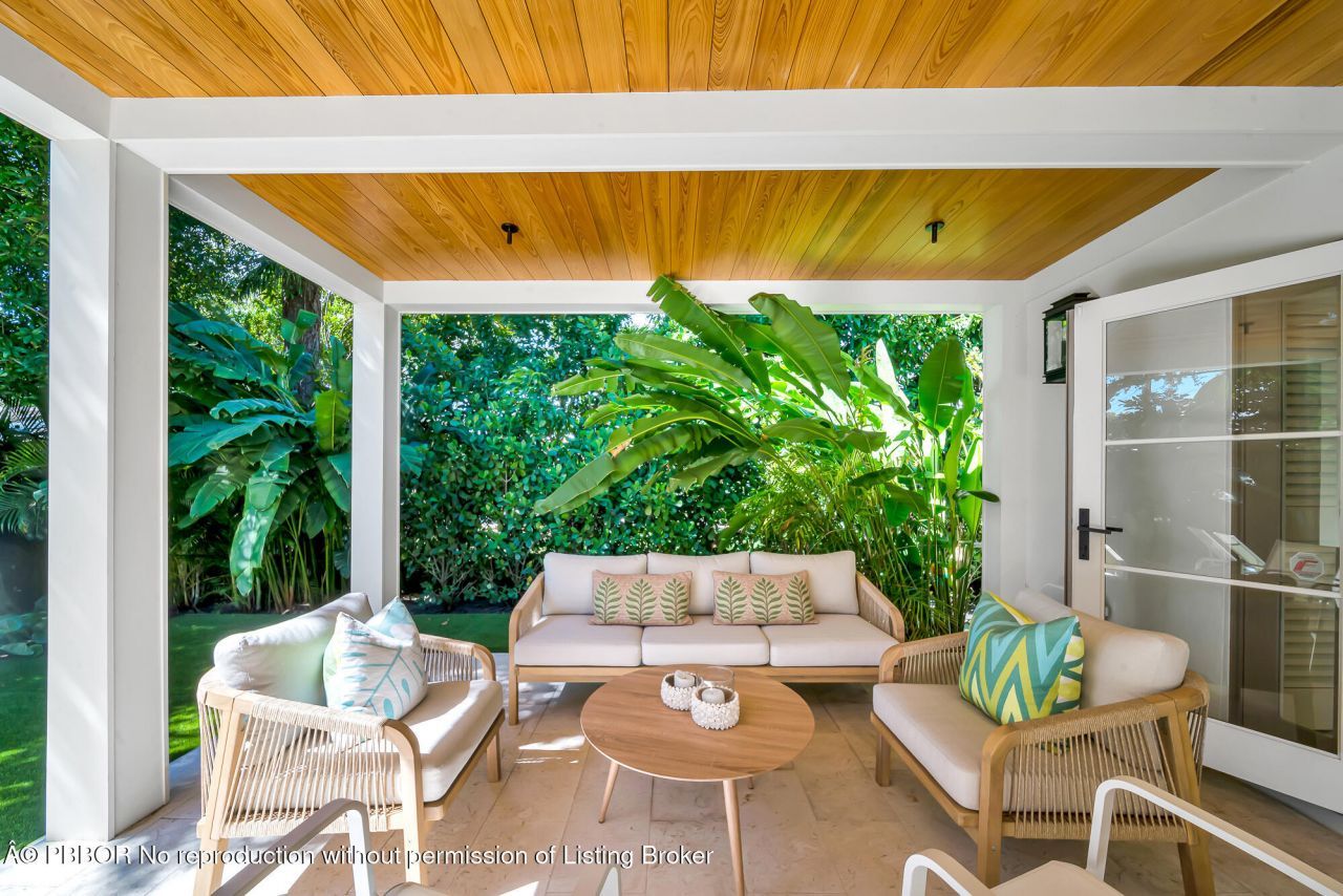 300 Barcelona Road, West Palm Beach, FL 33401 Photo