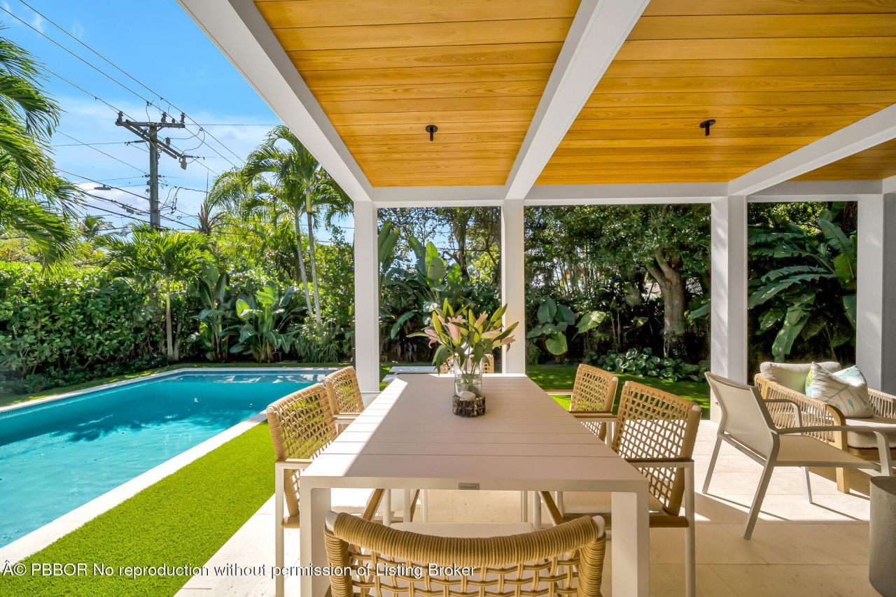 300 Barcelona Road, West Palm Beach, FL 33401 Photo